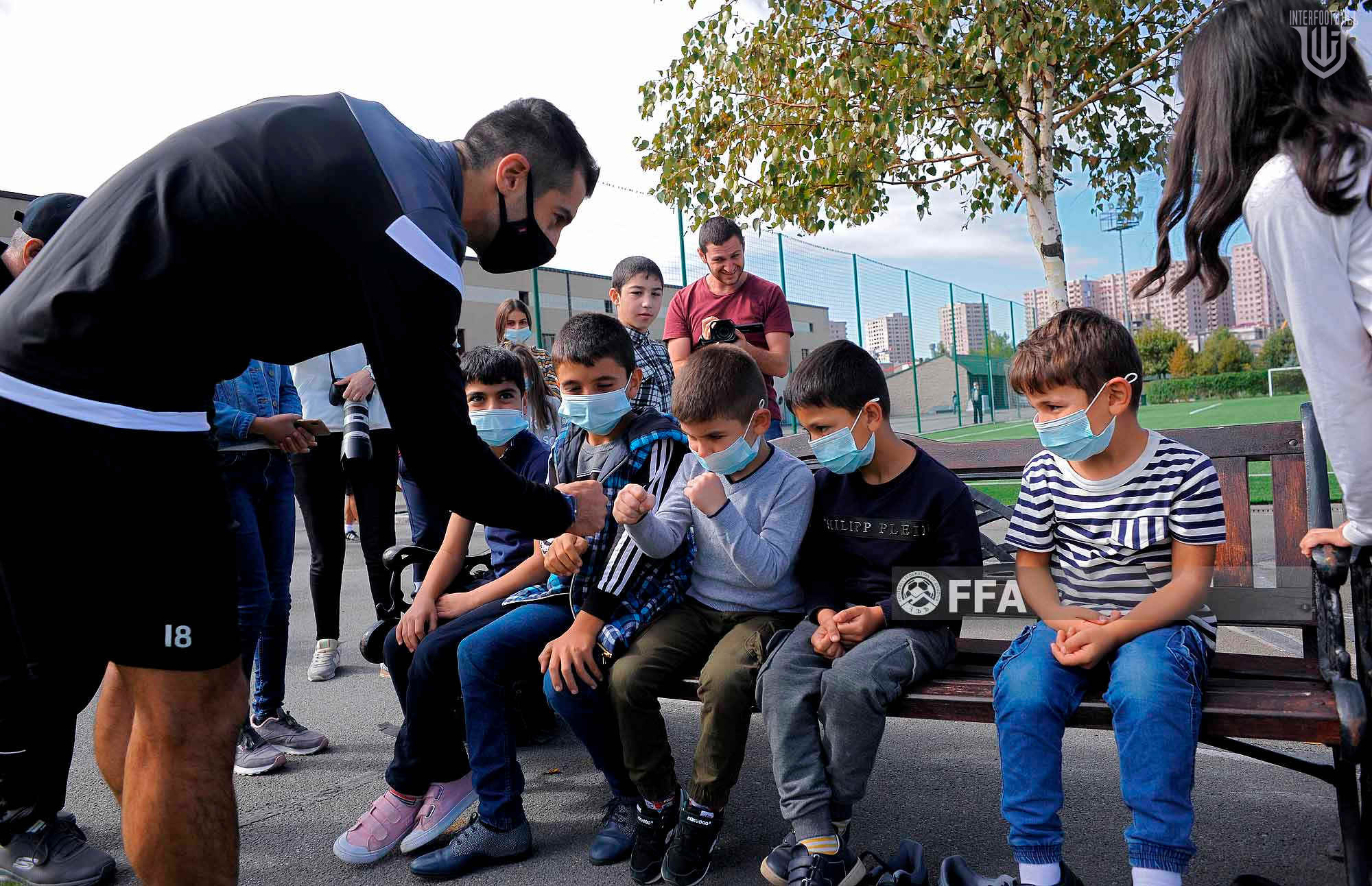 Արցախից Երևան տեղափոխված երեխաները ներկա են եղել հավաքականի մարզմանը🎥