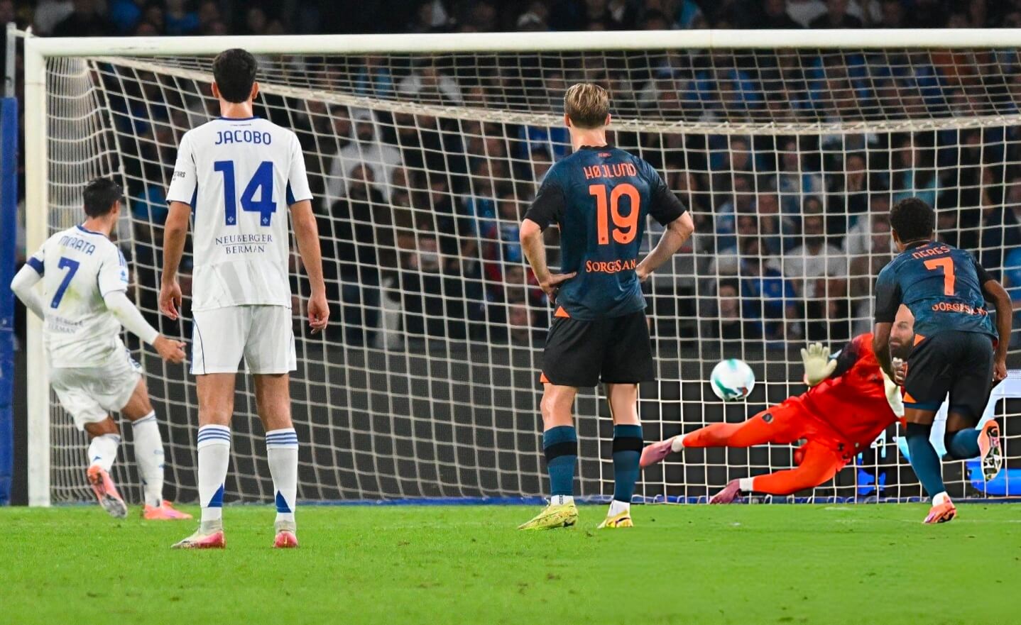 «Նապոլին» կարևոր միավորներ կորցրեց` չհաղթելով «Կոմոյին» 🎥