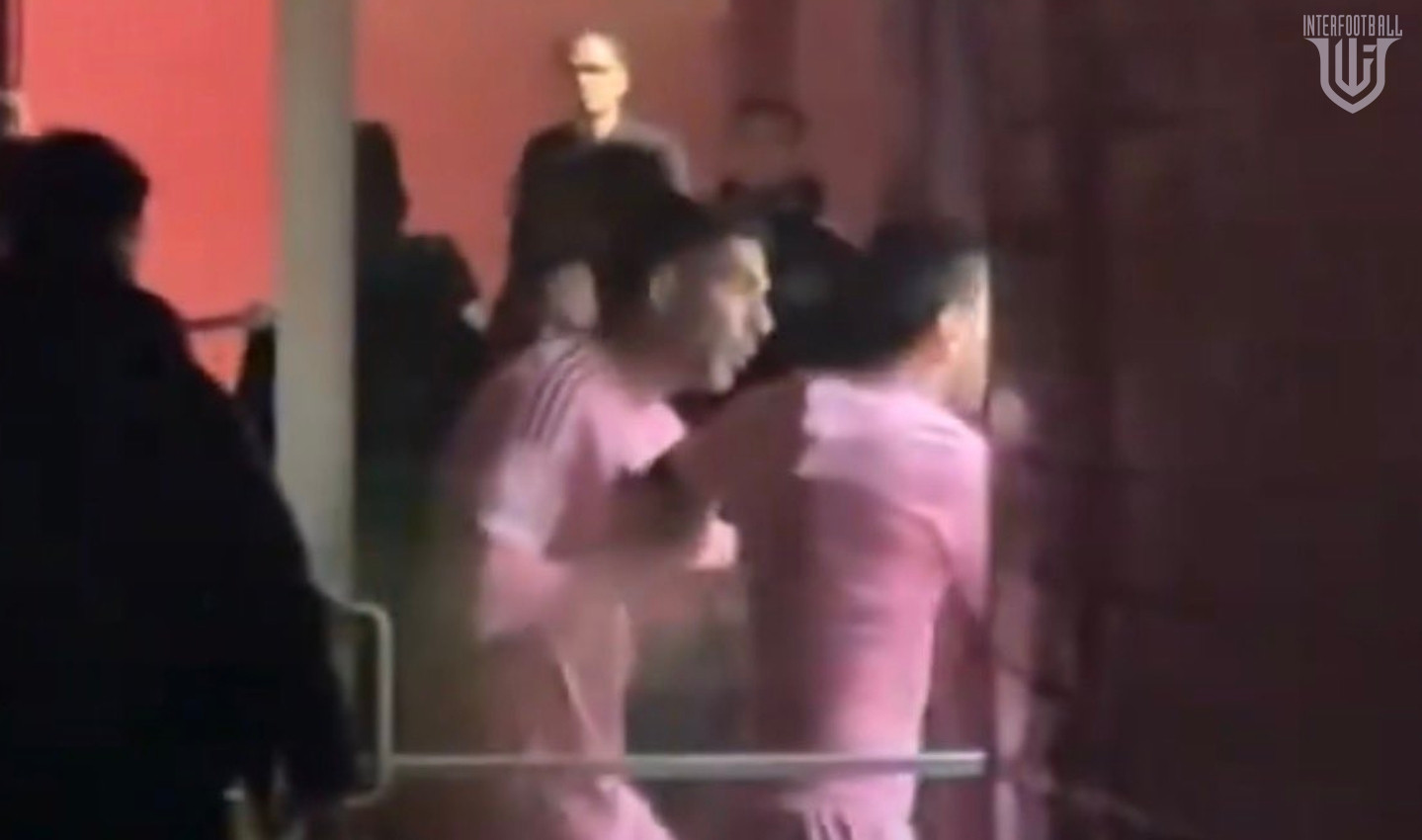 Զայրացած Մեսին փորձել է ներխուժել մրցավարների հանդերձարան 🎥