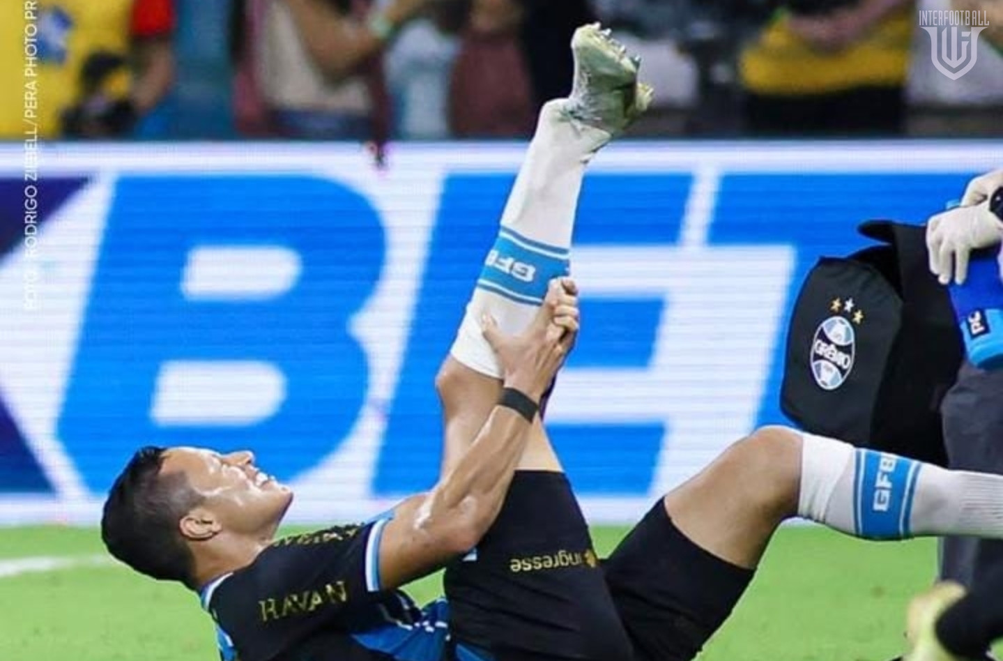 «Գրեմիոյի» պաշտպանի սարսափազդու վնասվածքը 🎥